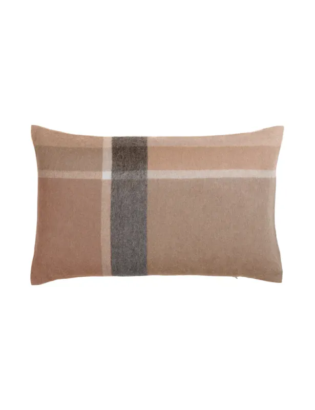 Manhattan cushion 40x60cm Putetrekk Beige/ Elvang