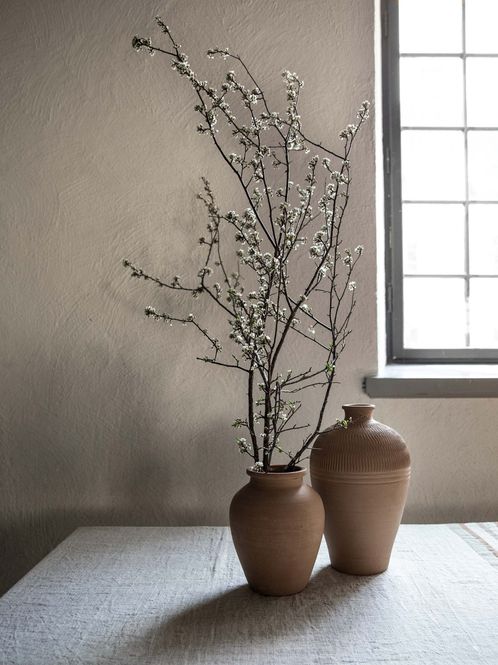 Hovedbilde Terracina urn medium/ Tell Me More