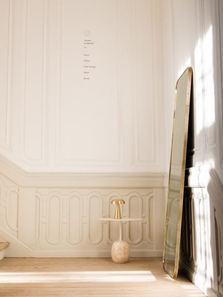 Bilde av Lato Side Table LN9 Oval Ø40x50 H45 cm Crema Diva ...